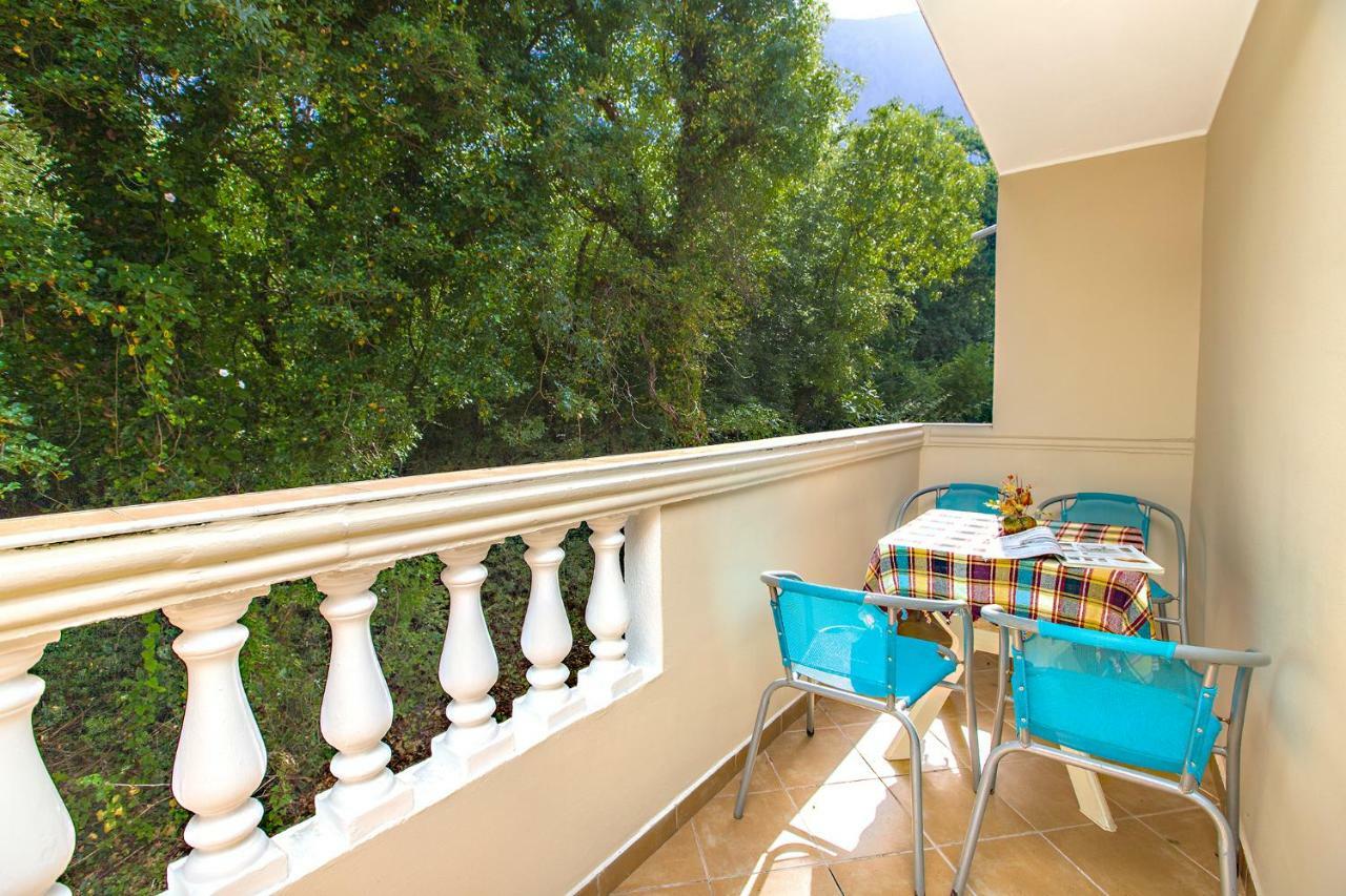 Apartments Villa Popovic Kotor Eksteriør billede