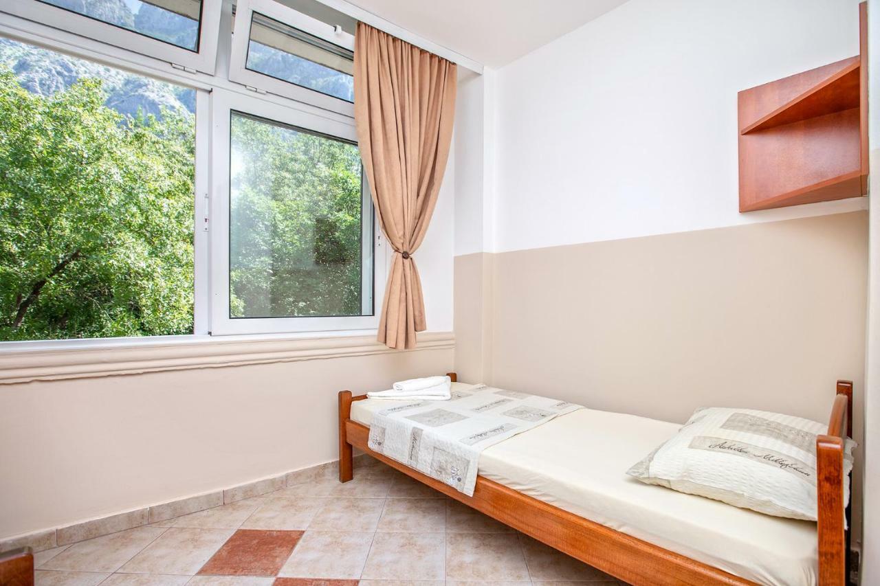 Apartments Villa Popovic Kotor Eksteriør billede