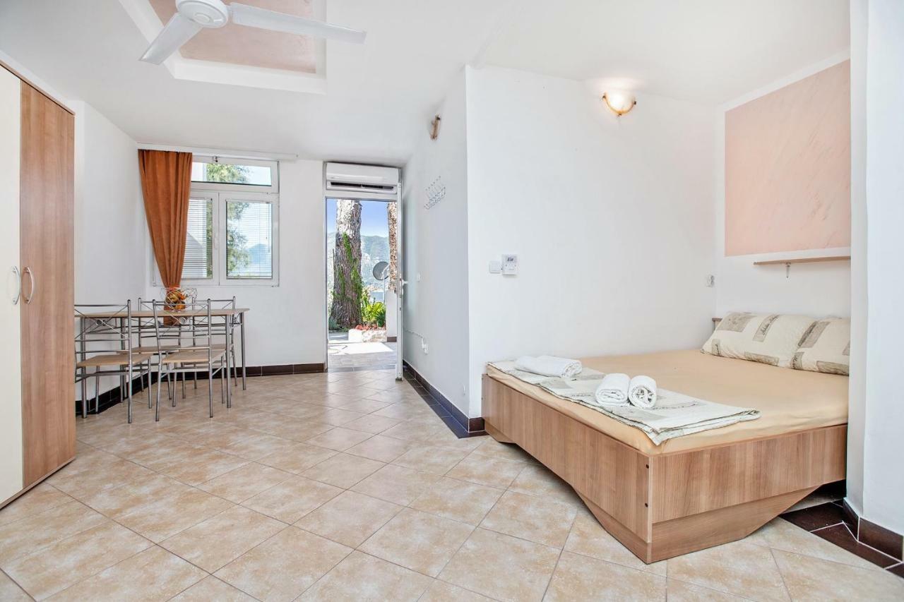 Apartments Villa Popovic Kotor Eksteriør billede