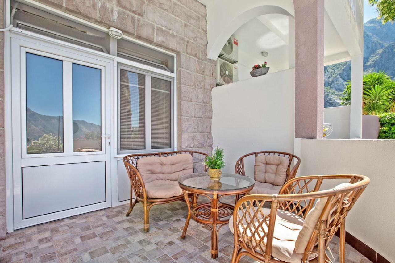 Apartments Villa Popovic Kotor Eksteriør billede