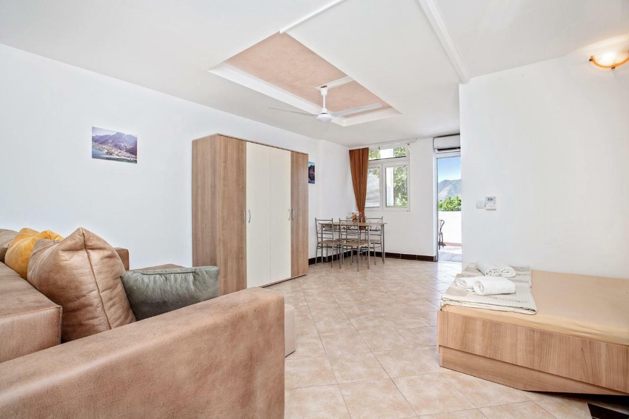 Apartments Villa Popovic Kotor Eksteriør billede