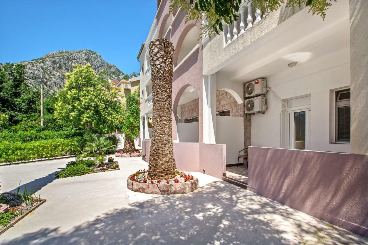 Apartments Villa Popovic Kotor Eksteriør billede